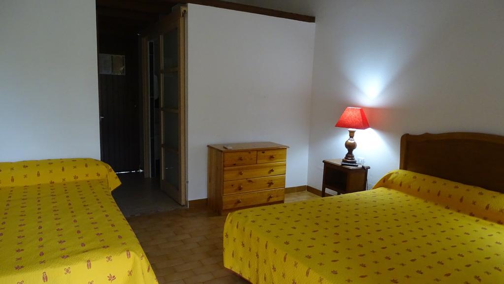 Auberge De La Fadaise Saintes-Maries-de-la-Mer Room photo